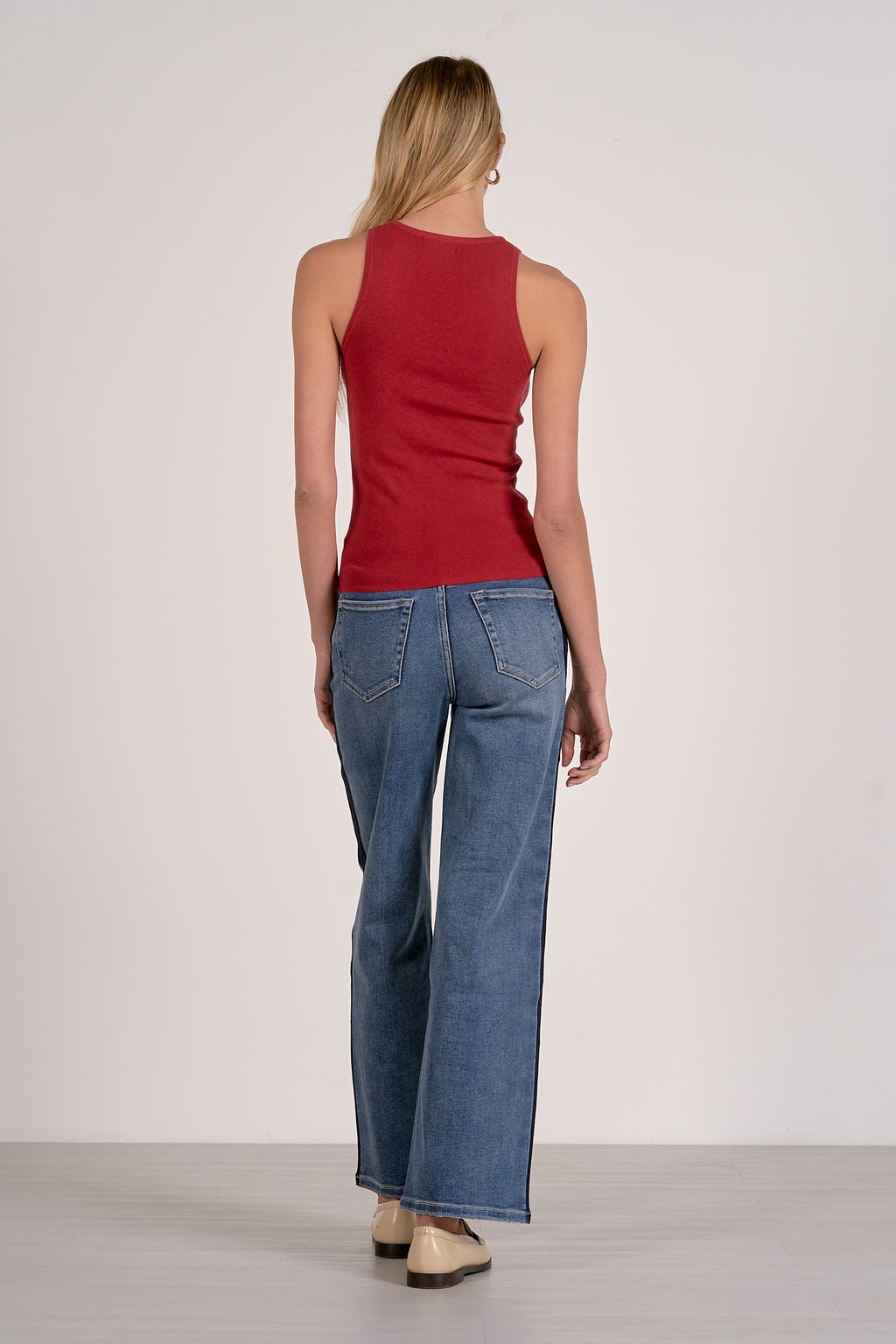 Contrast Heart Stitch Tank