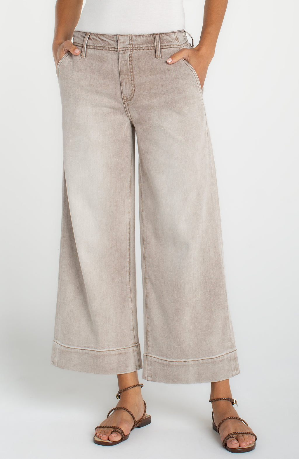 Weekender Wide Leg Crop