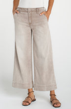 Weekender Wide Leg Crop