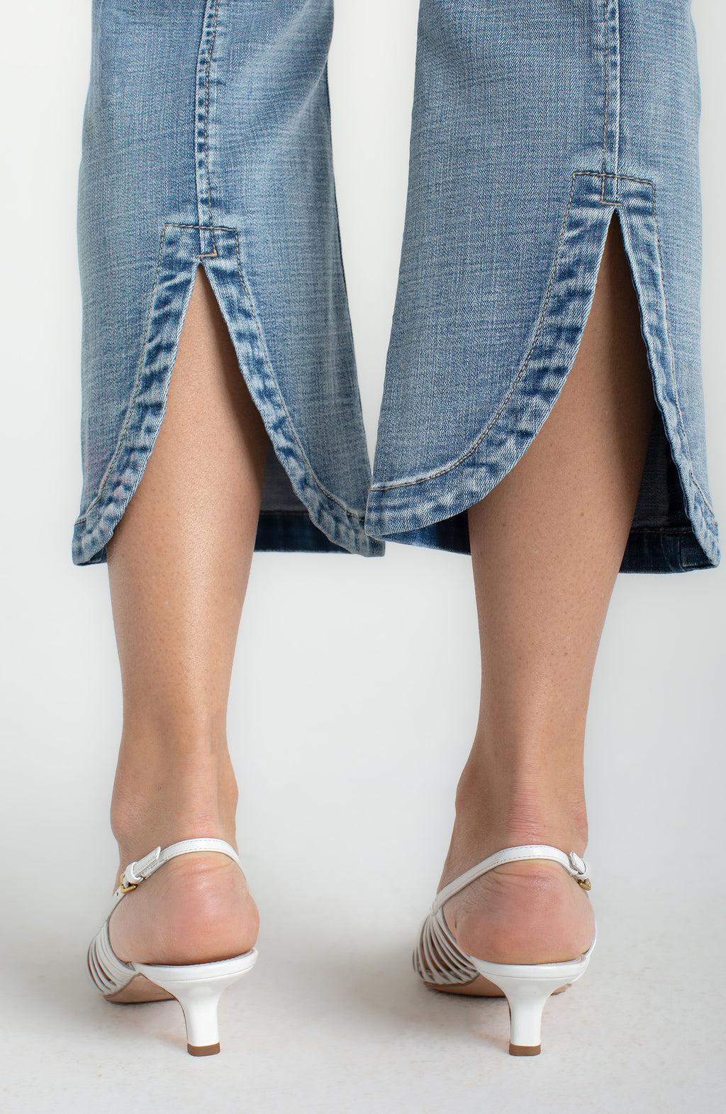 Gia Glider Tulip Hem