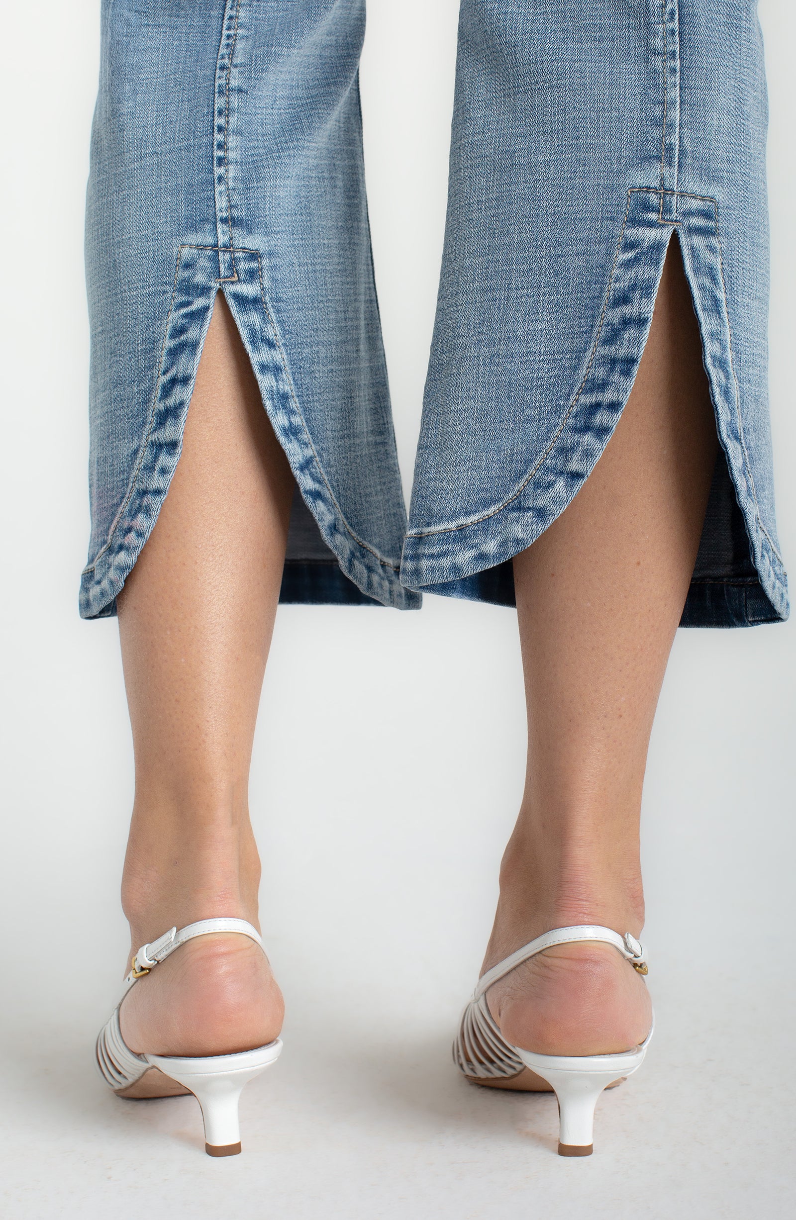 Gia Glider Tulip Hem