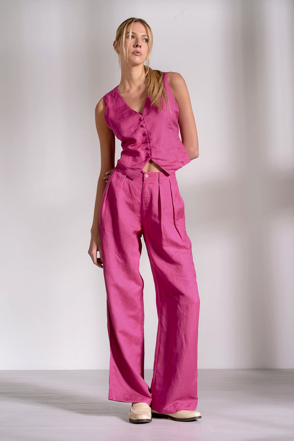 Pleated Linen Pants