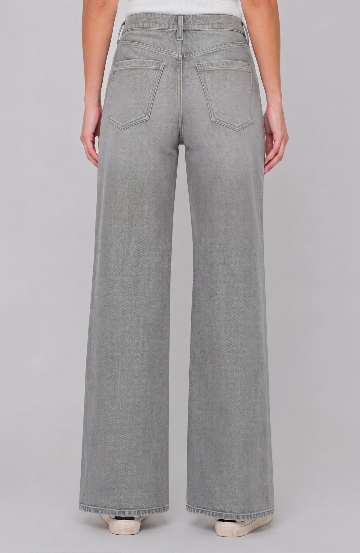 Stride Wide Leg Jean
