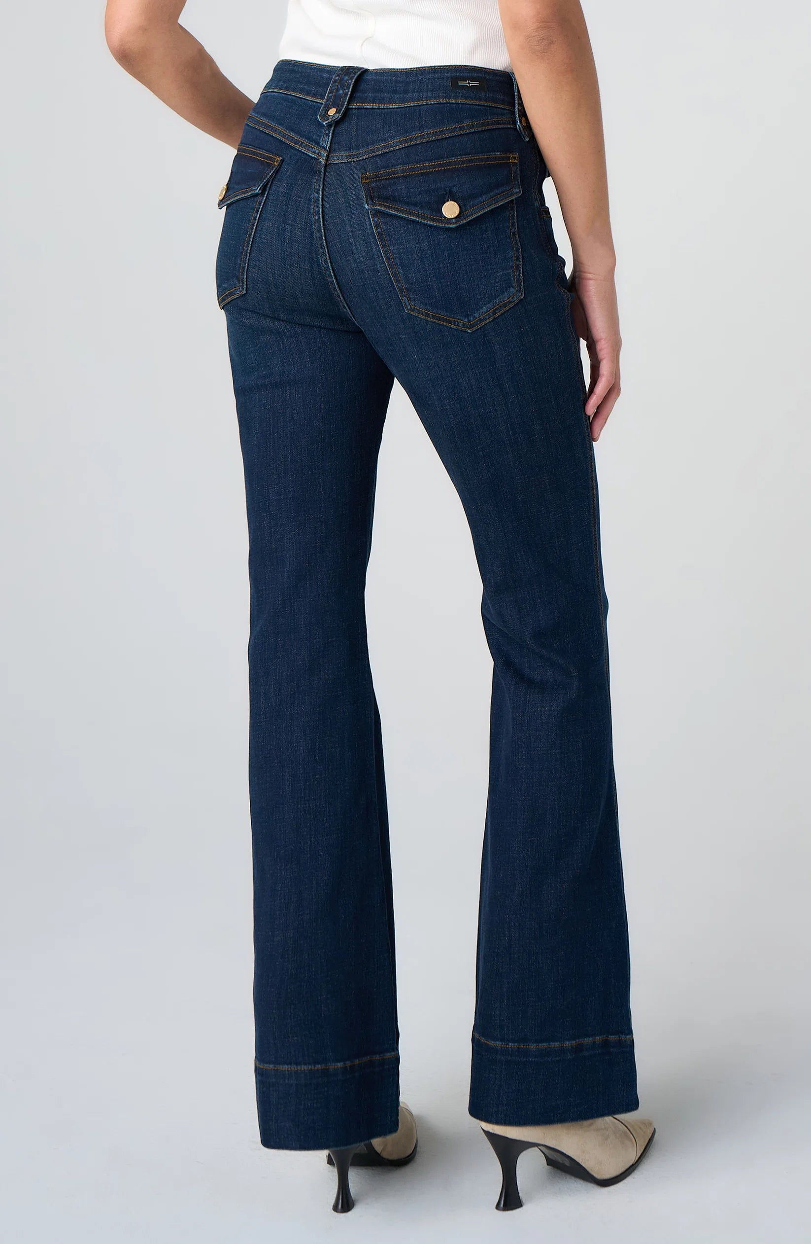 Hannah Outlaw Flare Jean