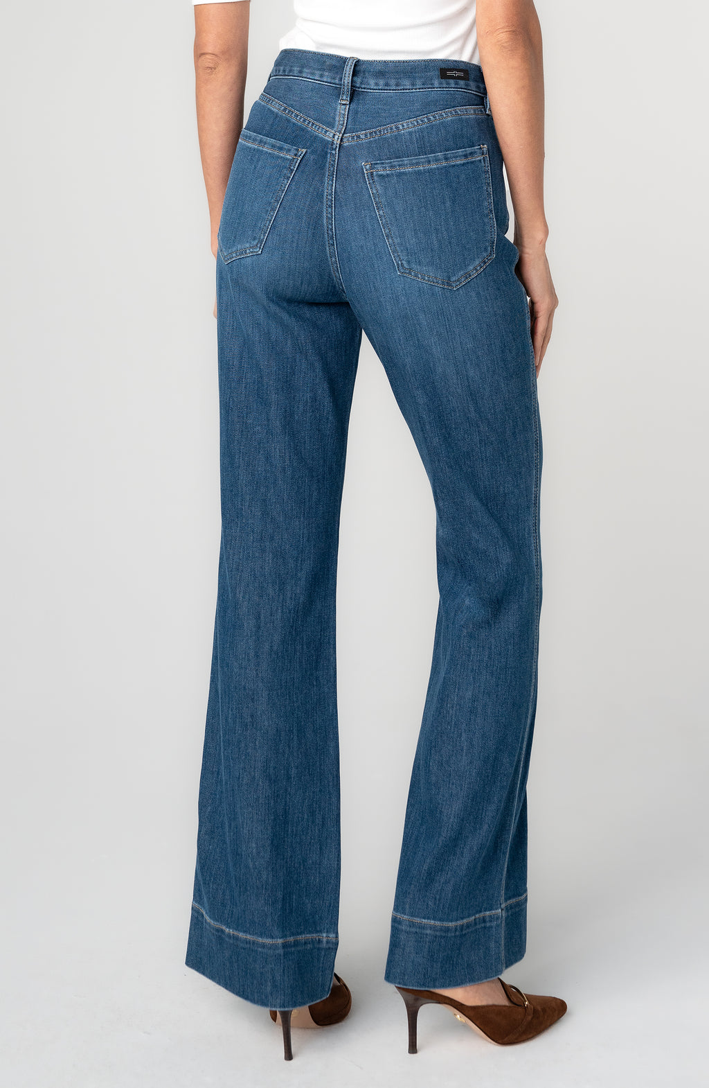 Relaxed Seam Bootcut Jeans